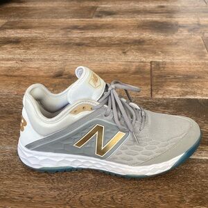 New Balance Vamonos 3000V4 Baseball Turf Trainer